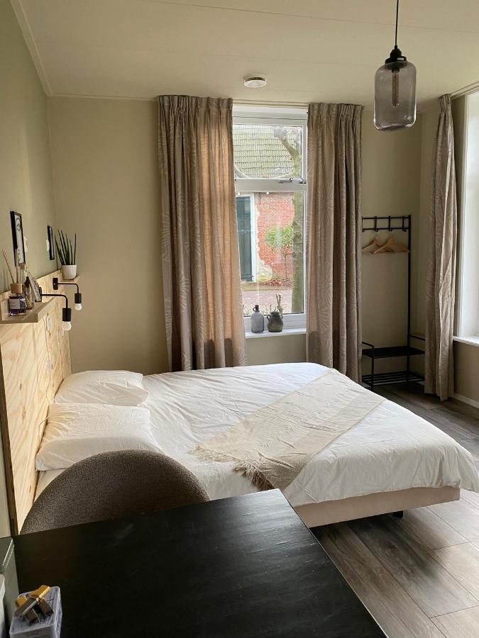 Bed And Breakfast Stinzenflora Cornjum Bagian luar foto