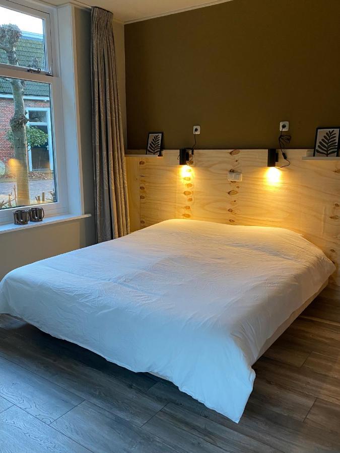 Bed And Breakfast Stinzenflora Cornjum Bagian luar foto